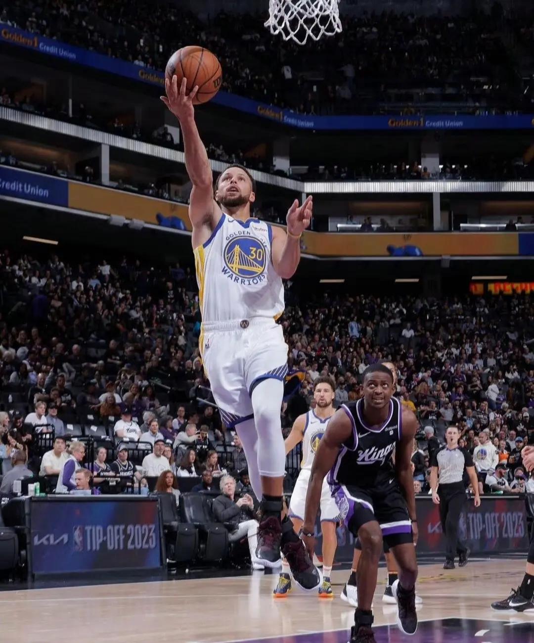 hth体育官网入口-库里重要时刻大比分获胜，巴黎圣日耳曼带队取胜！比赛高潮迭起的简单介绍